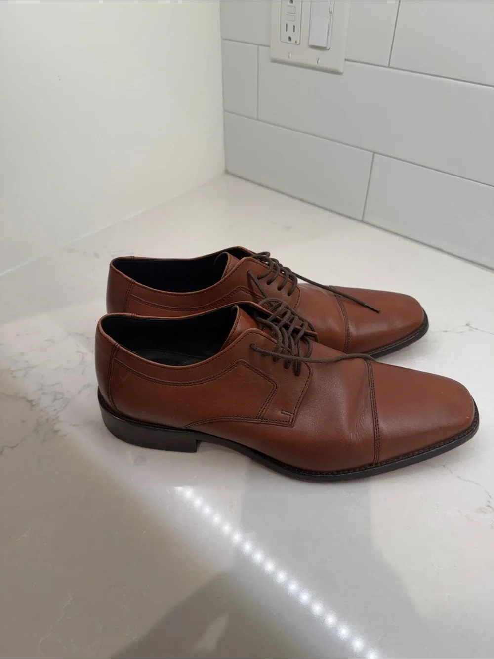 J. Murphy - Men's Classic Brown Leather Cap-Toe Dress Shoes